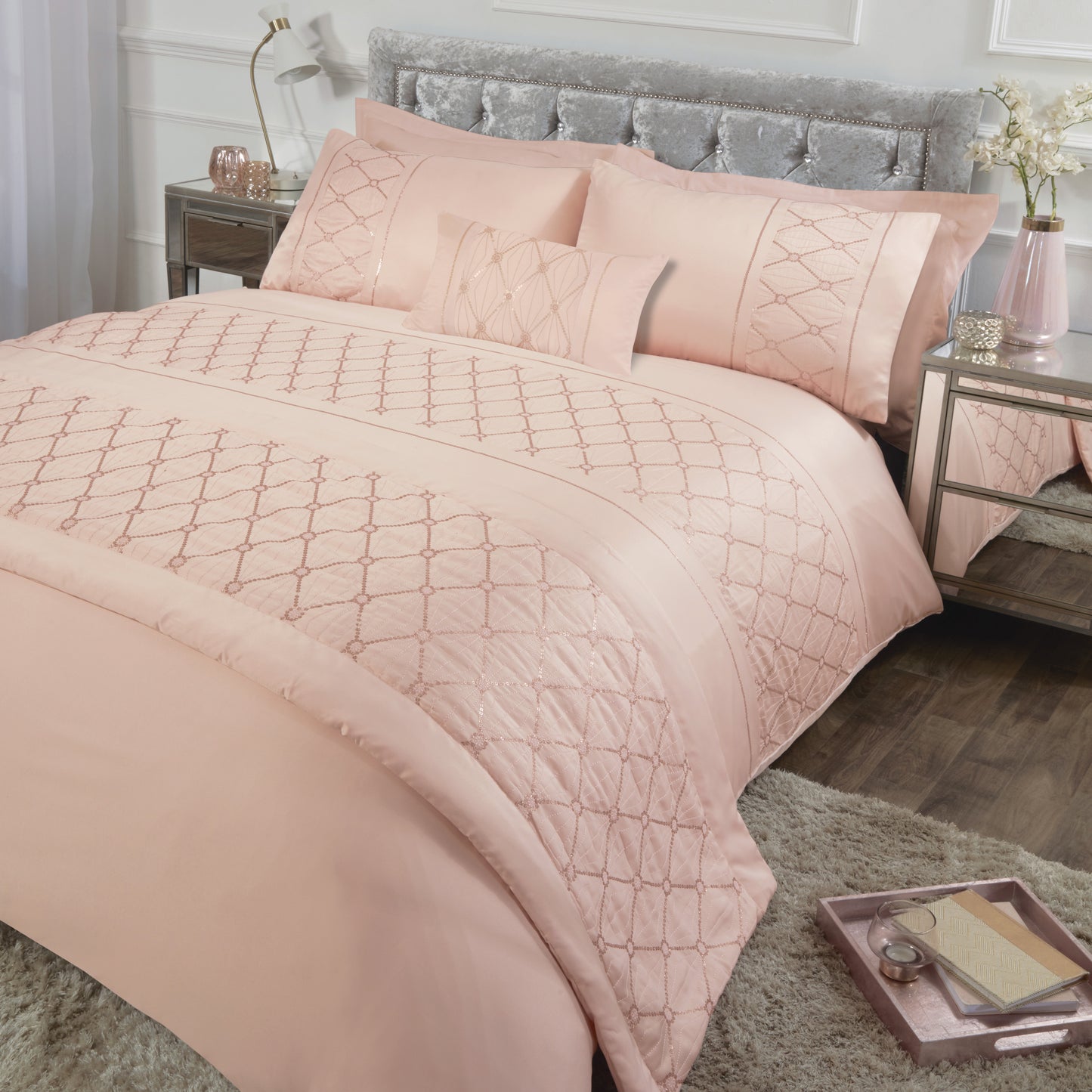 Belle Maison
Monaco Duvet Set