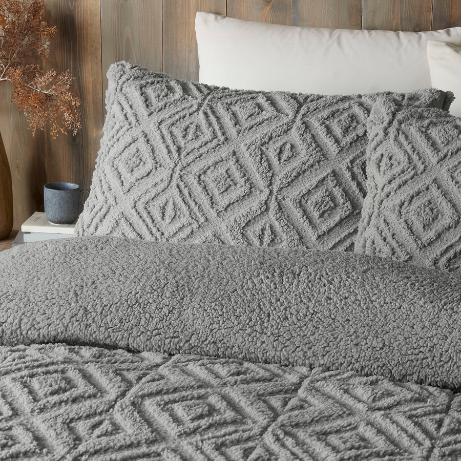 Romo Duvet Cover Set by Fusion Snug in Grey