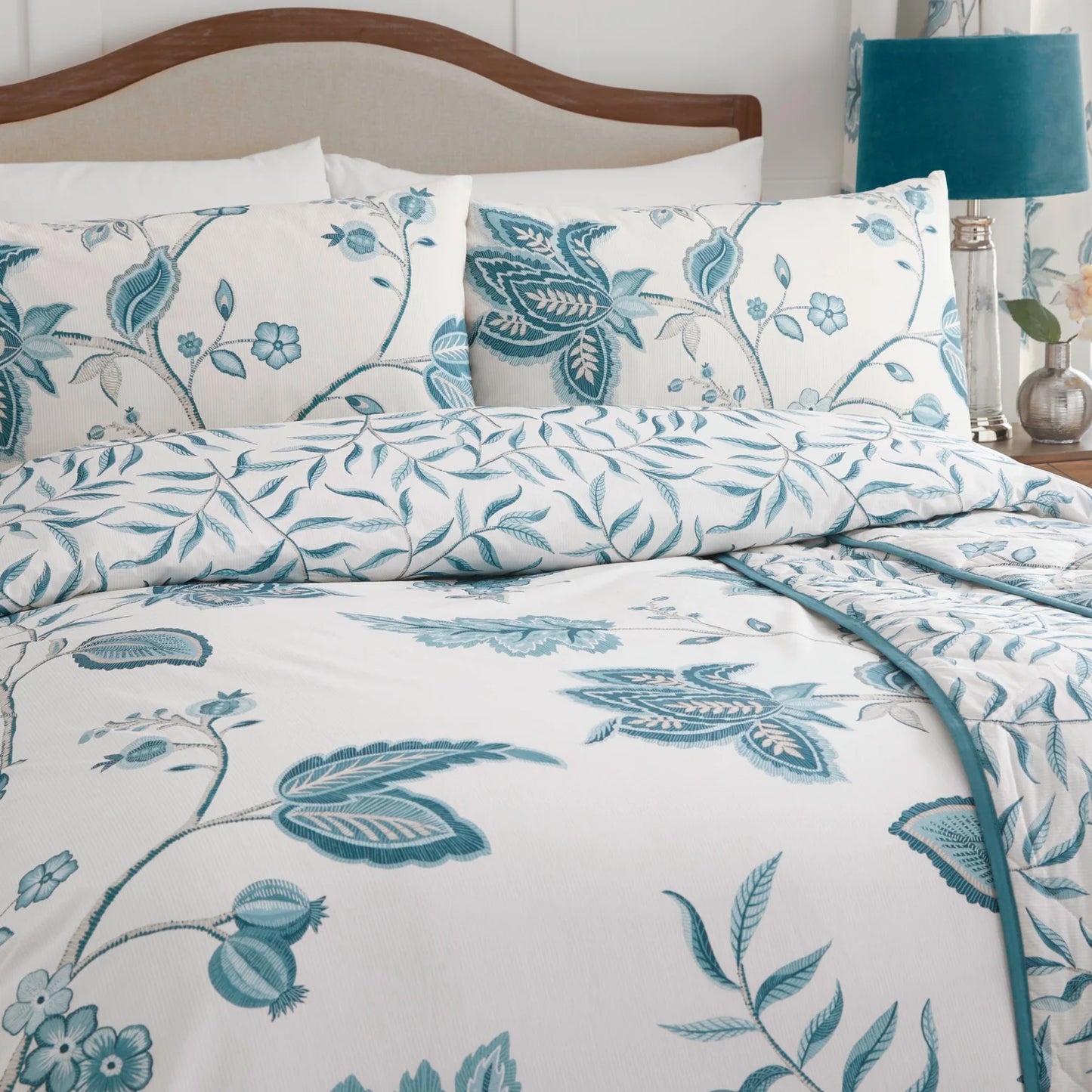 Samira Duvet Cover Set by Dreams And Drapes Design in Teal