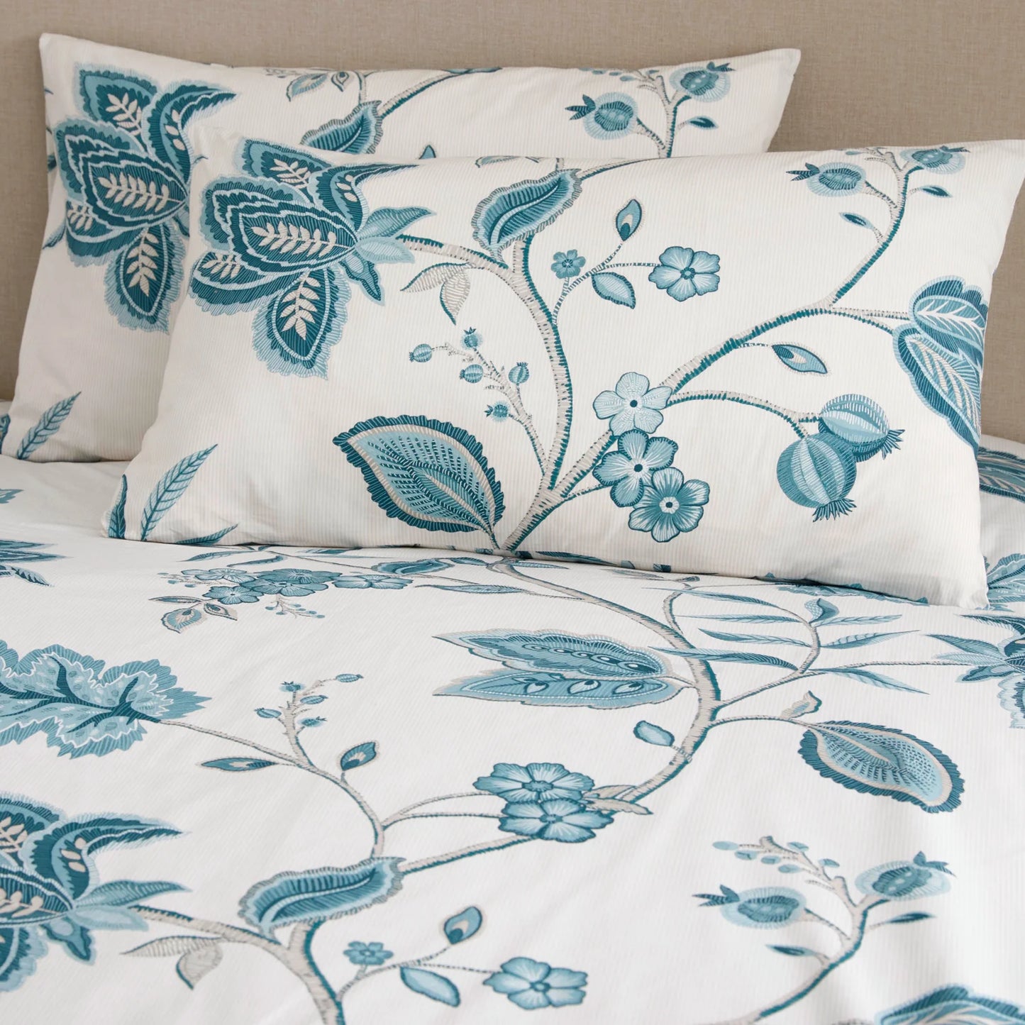 Samira Duvet Cover Set by Dreams And Drapes Design in Teal