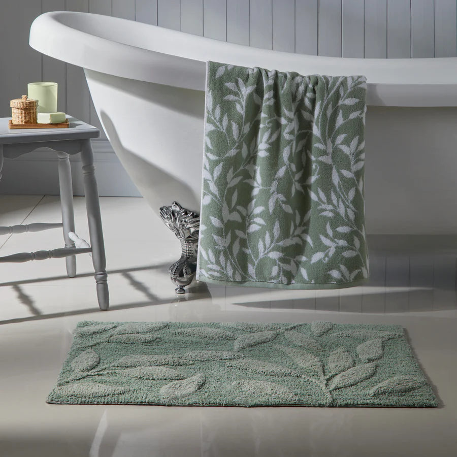 Sandringham Bath Mat by D&D Bathroom in Steel/Sage