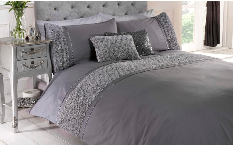 Limoge Duvet Set