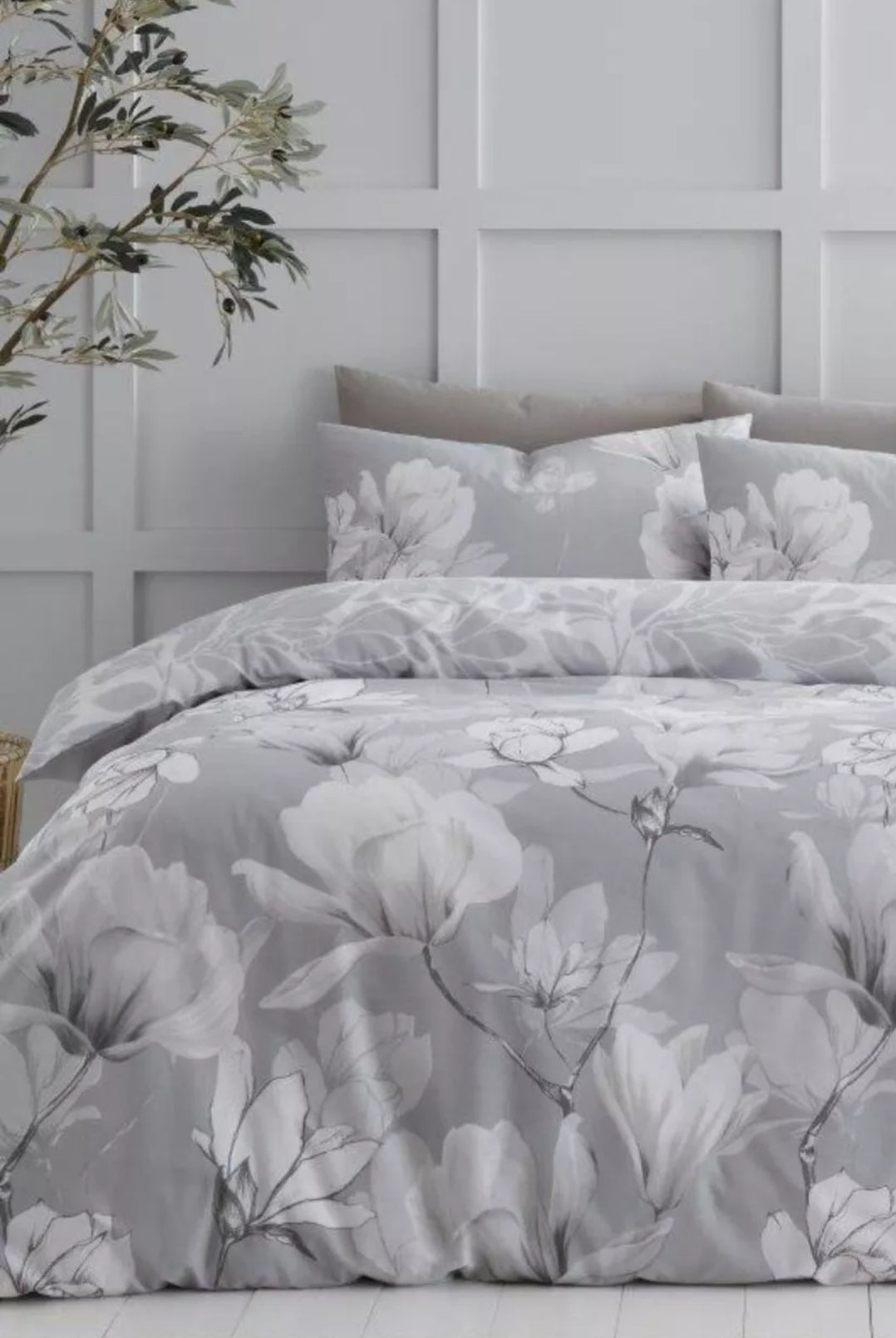 Magnolia Dream Duvet Set - Grey