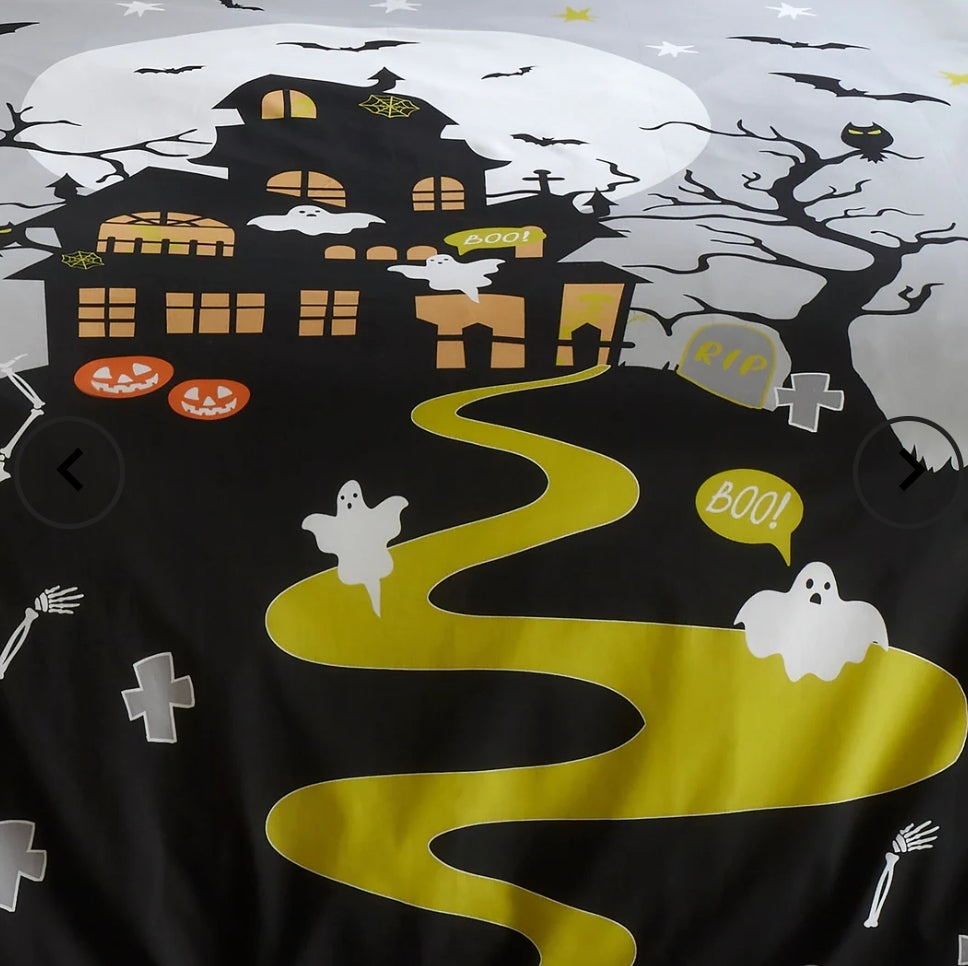 Duvet Cover Set Halloween Haunted House by Bedlam in Grey