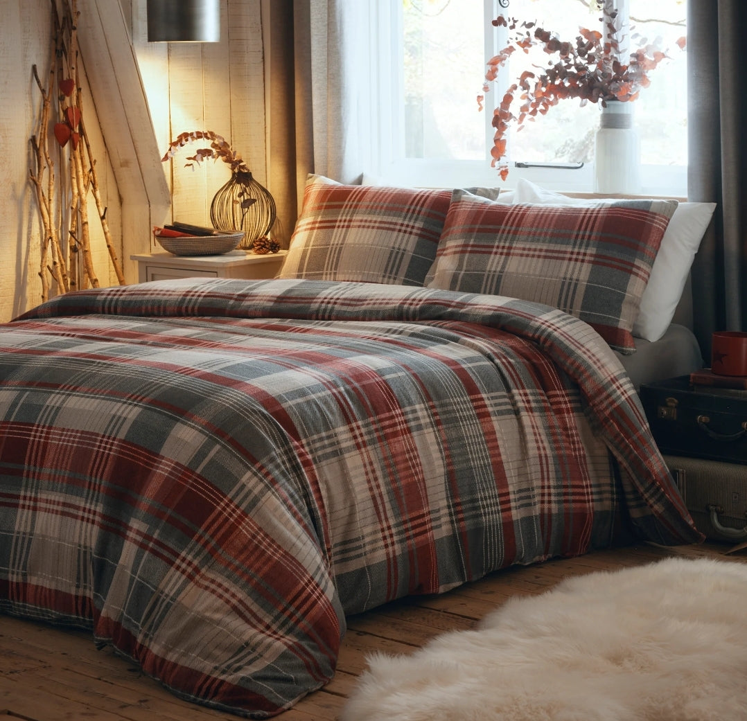 Connolly - 100% Brushed Cotton Checked Duvet Set in Red - by Appletree Hygge