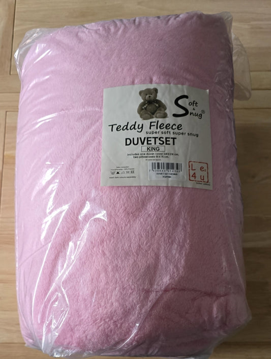 CUSTOMER RETURN Brand New Teddy Fleece Winter Diamante Pink