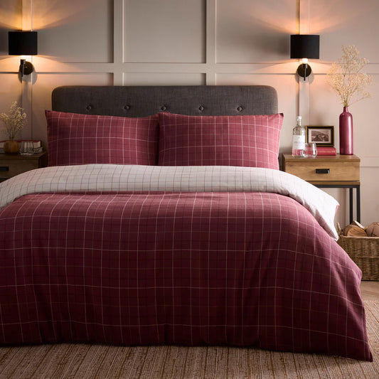 Wynn Duvet Cover Set by Dreams & Drapes Lodge in Burgundy
