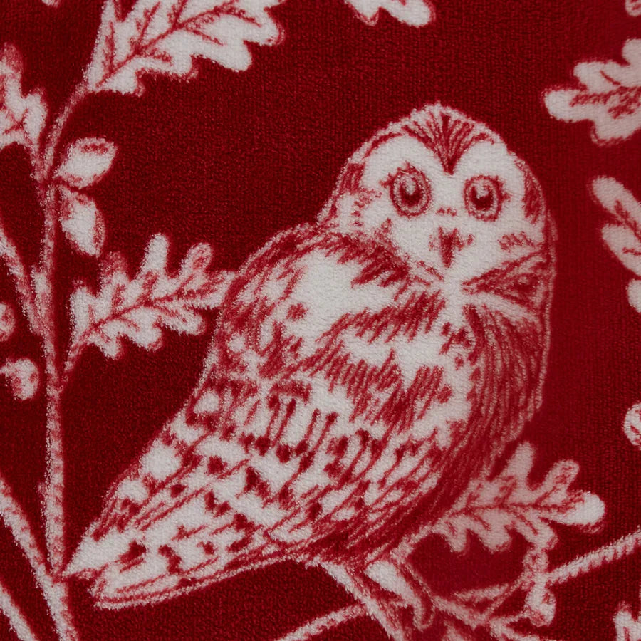 Red Woodland Owls Sherpa Fleece Throw by D&D Lodge