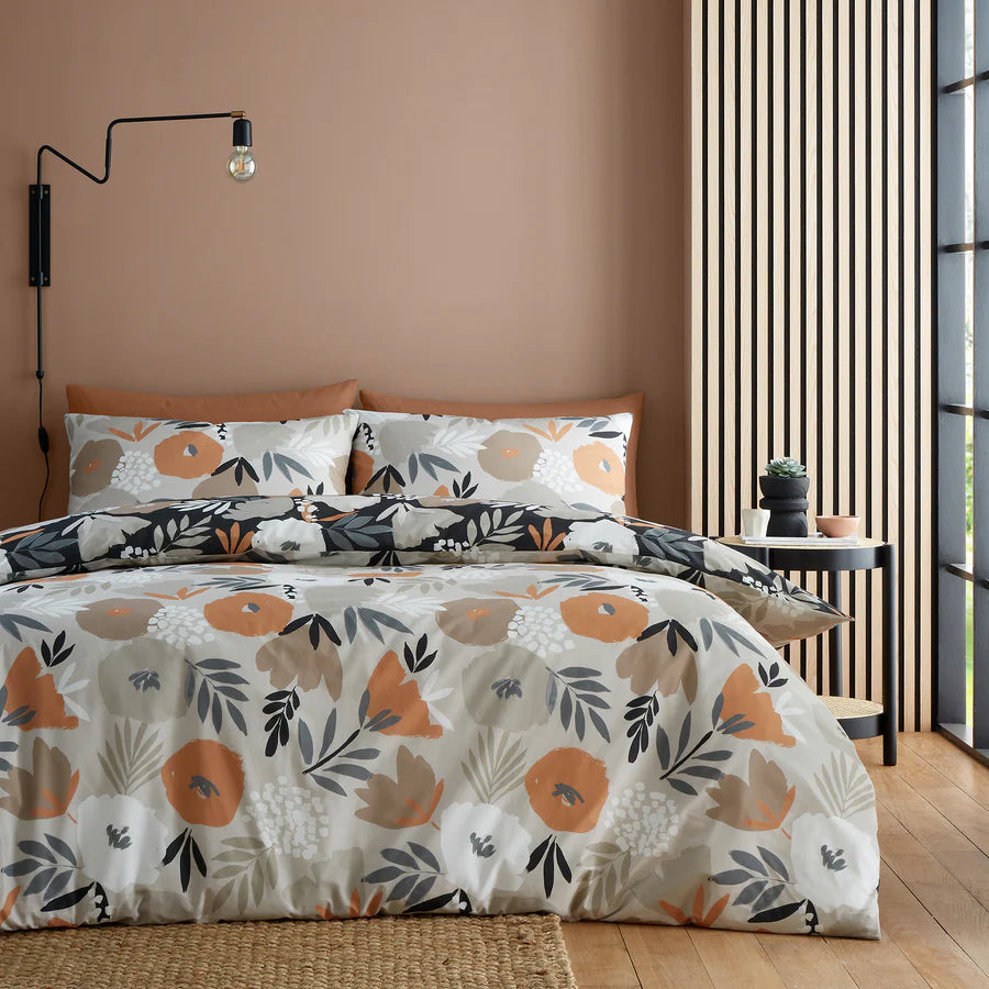 Yasmin Duvet Cover Set by Fusion in Black