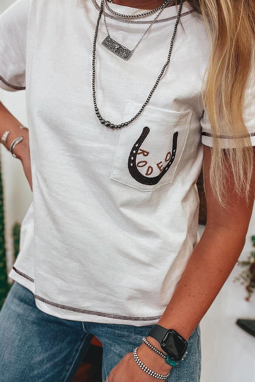 White RODEO Horseshoe Embroidered Patch Pocket T Shirt