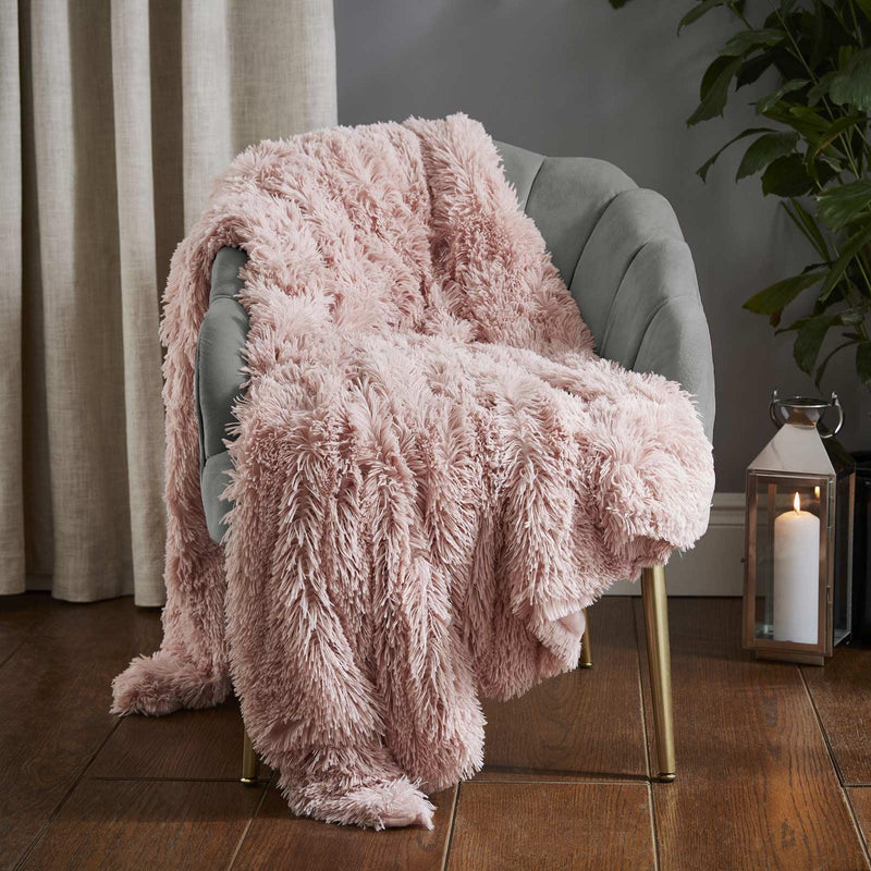 Cuddly Deep Pile Throw in Blush by Catherine Lansfield