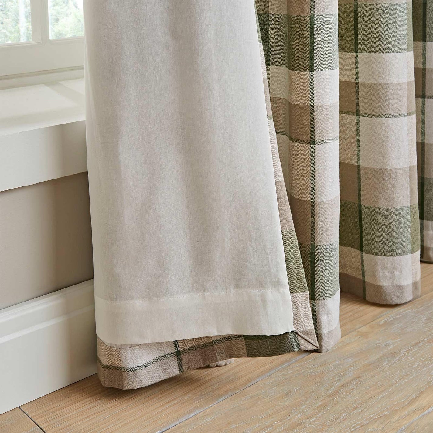 Green Brushed Cotton Thermal Check Eyelet Curtains - Catherine Lansfield