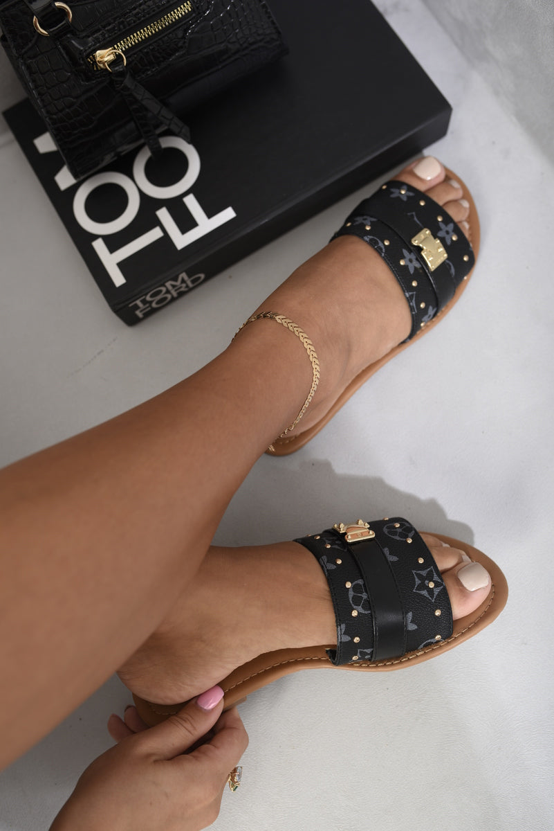 Open Toe Printed Flat Sandals