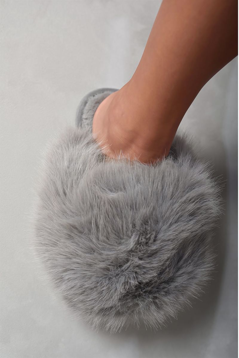 Fluffy Faux Fur Slippers - Limited Sizes/Stock