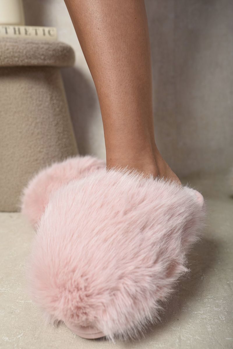 Fluffy Faux Fur Slippers - Limited Sizes/Stock