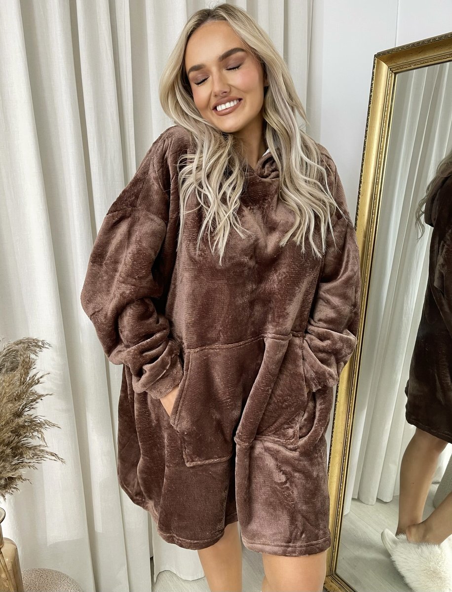 Oversized Fluffy Winter Blanket Hoodie