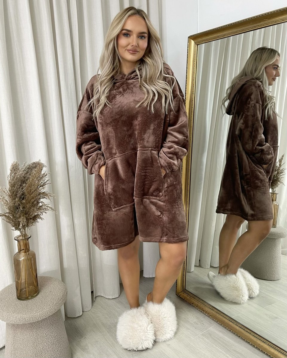 Oversized Fluffy Winter Blanket Hoodie