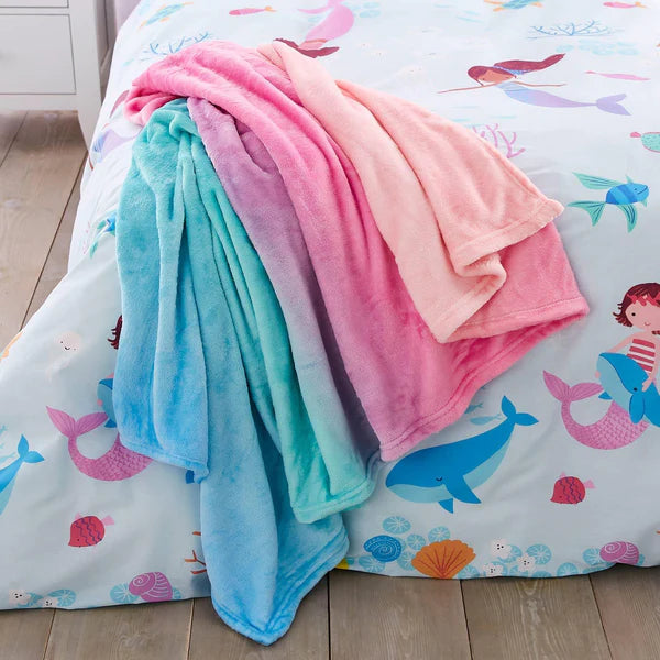 Mermaid Ombre Fleece Throw