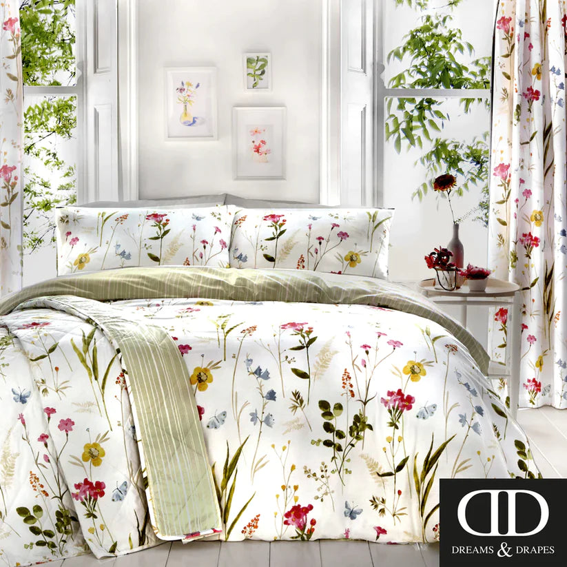 Spring Glade Multicolour Duvet Set - by D&D Design