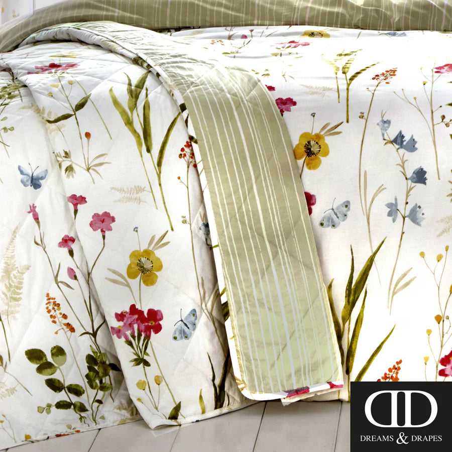 Spring Glade Multicolour Duvet Set - by D&D Design